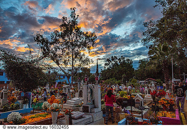 Dia De Los Muertos (Day of the Dead) celebrations in the cemeteries of Oaxaca  Mexico  North America