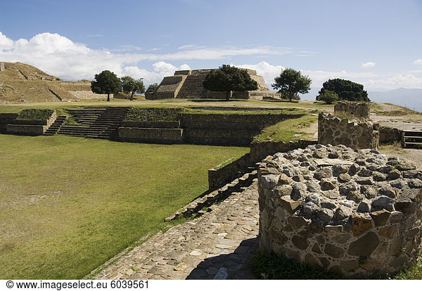 Die alten Zapoteken Stadt von Monte Alban,  UNESCO-Weltkulturerbe,  in der Nähe von Oaxaca City,  Oaxaca,  Mexiko,  Nordamerika