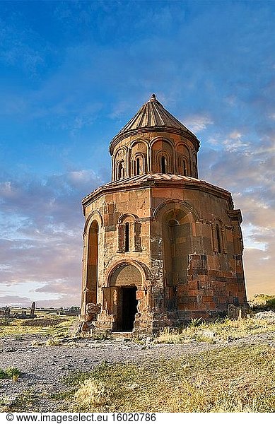 Die armenische Kirche des Heiligen Gregor von Abughamrents  archäologische Stätte von Ani an der antiken Seidenstraße  Anatolien  Türkei.