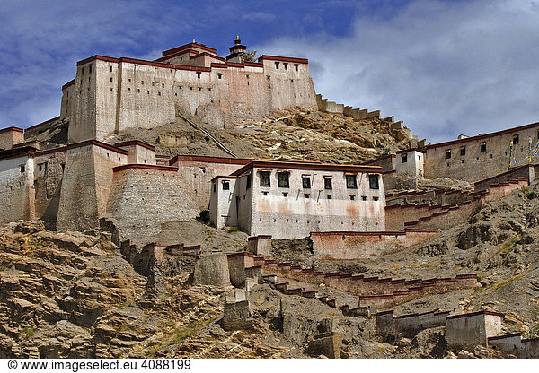 Die Burg  Festung (Dzong) in Gyantse  Tibet