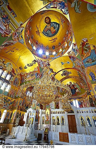 Die Fresken im byzantinischen Stil in der neuen orthodoxen Kirche von Omala. Kefalonia  Ionische Inseln  Griechenland  Europa