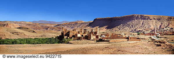 Die Glaoui Kasbah im Ounilla-Tal  umgeben von der Hammada Steinwüste in den Ausläufern der Altas-Berge  Tamedaght  Marokko