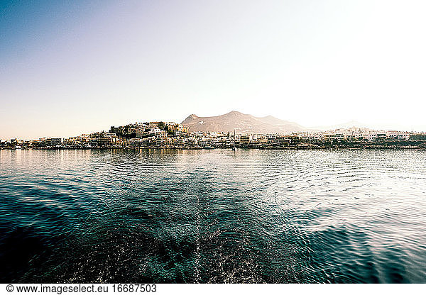 Die griechische Insel Naxos vom Ägäischen Meer aus