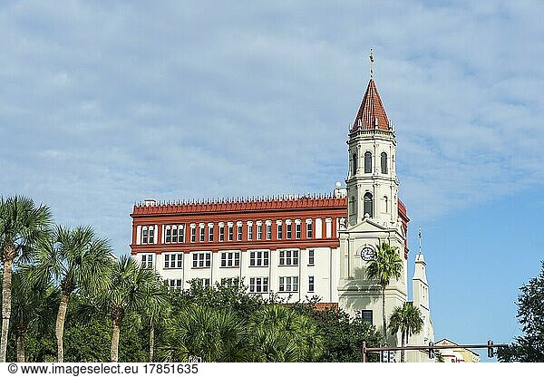 Die Kathedralenbasilika von St. Augustine  St. Augustine  älteste durchgehend bewohnte europäische Siedlung  Florida  USA  Nordamerika