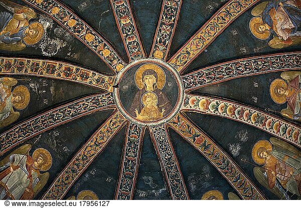 Die Kirche des Heiligen Erlösers in Chora (türkisch Kariye Muzesi) (Kariye Camii oder Kariye Kilisesi) (das Chora Museum) (die Moschee oder die Kirche) gilt als eines der schönsten erhaltenen Beispiele einer byzantinischen Kirche