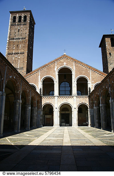 Die Kirche Sant'Ambrogio in Mailand  Italien  Europa