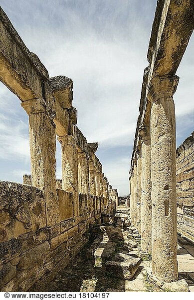 Die Latrine in Hierapolis  Denizli  Türkei. Hierapolis war eine antike griechisch-römische Stadt in Phrygien