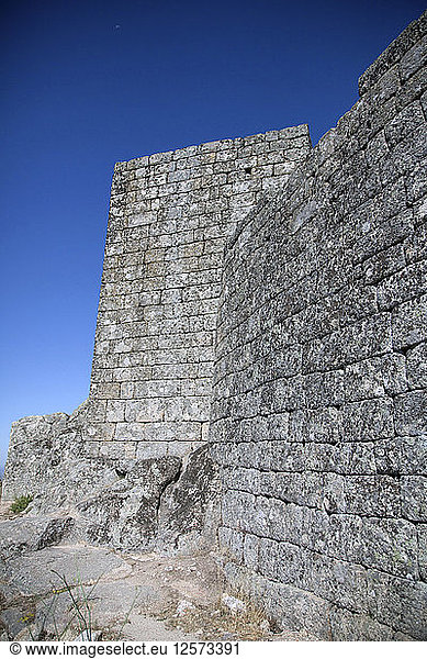 Die Mauern der Burg von Monsanto  Monsanto  Portugal  2009. Künstler: Samuel Magal