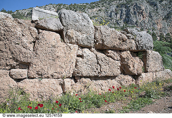 Die Mauern von Delphi  Griechenland. Künstler: Samuel Magal