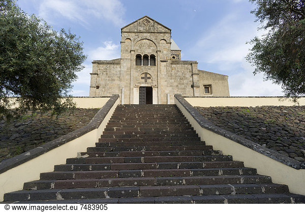 Die romanisch-pisanische Kathedrale von Santa Giusta von 1145  Santa Giusta  Oristano  Oristanese  Sardinien  Italien  Europa