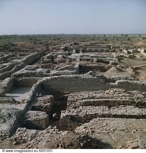 Die Ruinen von der archäologischen Stätte von Mohenjo-Daro  Indus Senke-Zivilisation  UNESCO-Weltkulturerbe  Pakistan  Asien