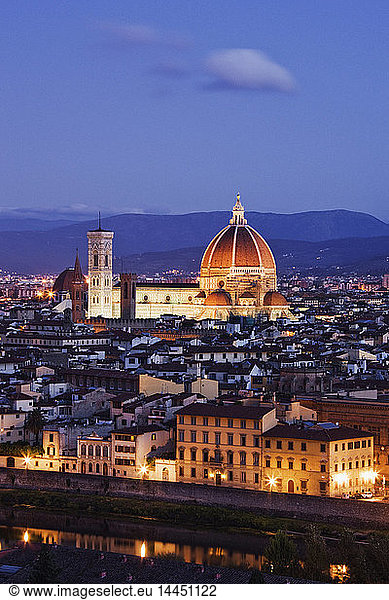 Die Skyline von Florenz von der Piazza Michelangelo im Morgengrauen