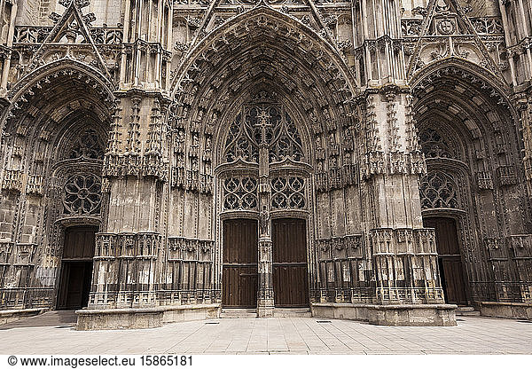 Die Westfassade der Kathedrale Saint Gatien in Tours  Indre-et-Loire  Centre  Frankreich  Europa