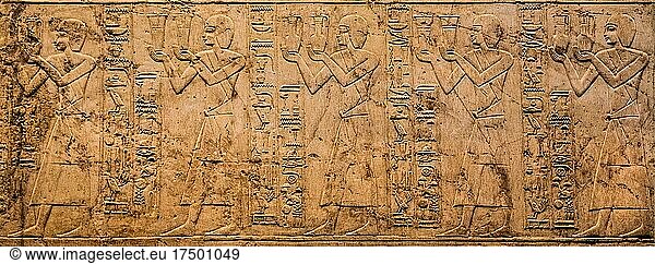 Diener bringen Opfergaben  Grab des Ramose  Gräber der Noblen  Luxor  Theben-West  Ägypten  Luxor  Theben  West  Ägypten  Afrika
