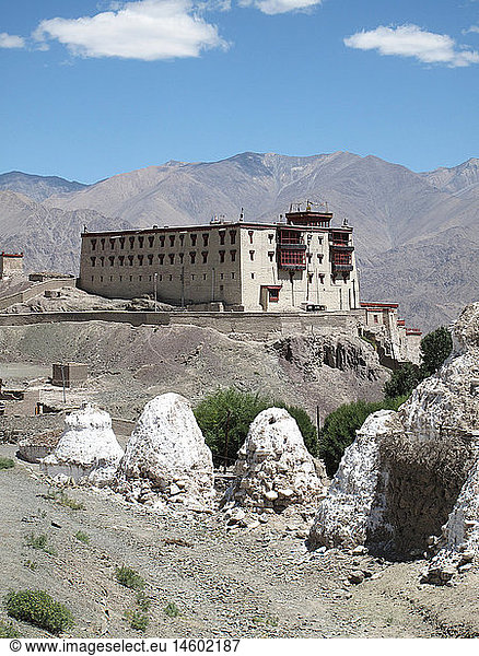 DIG  geography / travel  India  Jammu  Kashmir  Ladakh  Stock: Royal Palace  old chorten