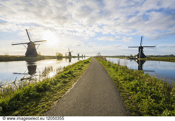 Dike Path with Windmills  Kinderdijk  South Holland  Netherlands