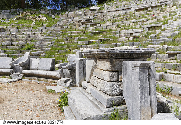 Dionysos-Altar im Theater von Priene