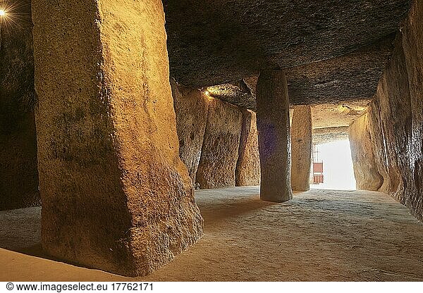 Dolmen von Menga  Menga megalithischer Dolmen  Antequera  Provinz Malaga  Andalusien  Spanien  Europa