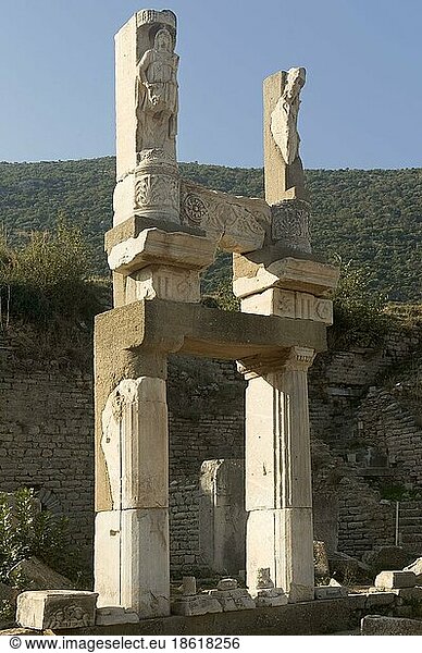 Domitian-Tempel  Ephesos  Türkei  Asien