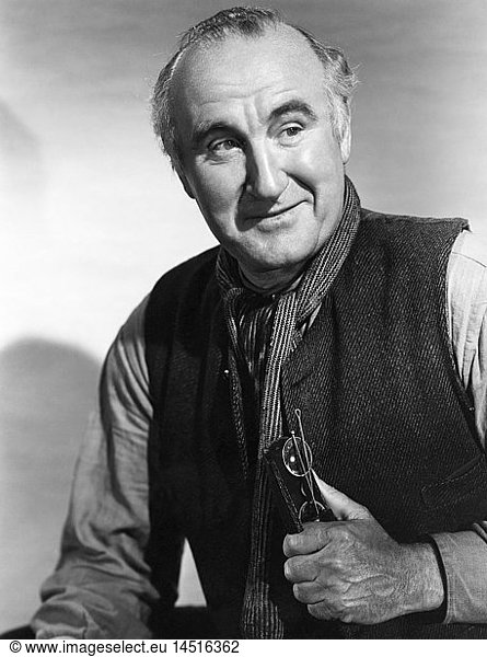 Donald Crisp  Publicity Portrait  on-set of the Film  How Green is my Valley  20th Century Fox  1941