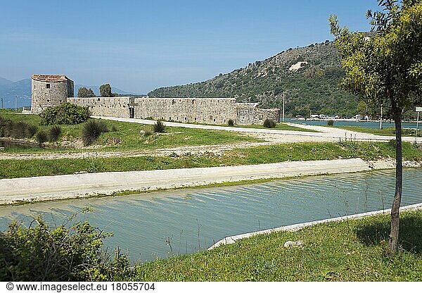 Dreiecksburg  Venezianisches Kastell  Butrint  Vivar-Kanal  Albanien  Europa