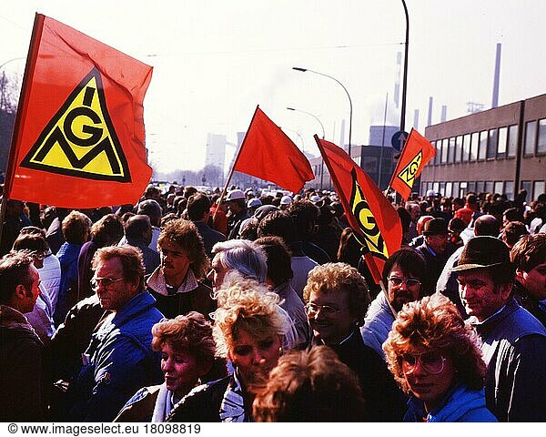 Duisburg IG Metall rally for preservation of steel jobs on 6 3 1987