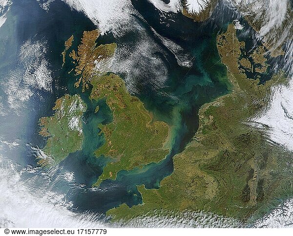 EARTH Western Europe -- 06 Apr 2002 -- Dieses farbechte MODIS Bild zeigt Nordeuropa. Abgebildet sind das Vereinigte Königreich  die Republik Irland  Nordfrankreich  Belgien  Luxemburg  Westdeutschland  die Niederlande  Dänemark  Schweden und Norwegen. Viele Großstädte sind ebenfalls zu sehen -- Bild von Lightroom Photos / NASA.