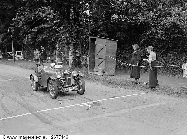 EC Haesendoncks MG PB bei der MCC Torquay Rallye  Juli 1937. Künstler: Bill Brunell.