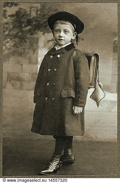 education  school  schoolboy with satchel  Nuremberg  Germany  1907