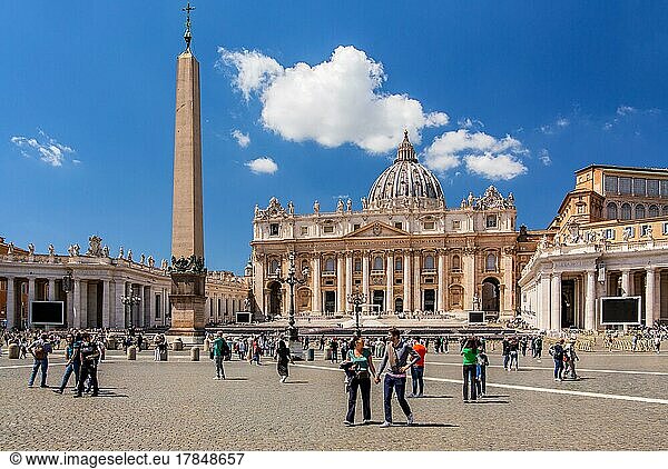 Egyptian obelisk in St. Peter's Square with St. Peter's Basilica  Rome  Lazio  Central Italy  Italy  Europe