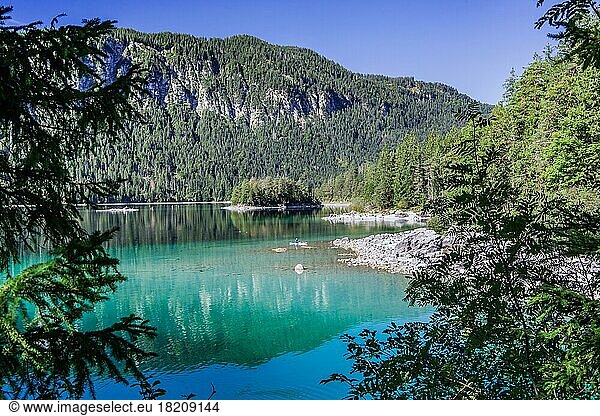 Eibsee lake below the Zugspitze  Grainau  Wetterstein Mountains  Werdenfelser Land  Upper Bavaria  Bavaria  Germany  Europe