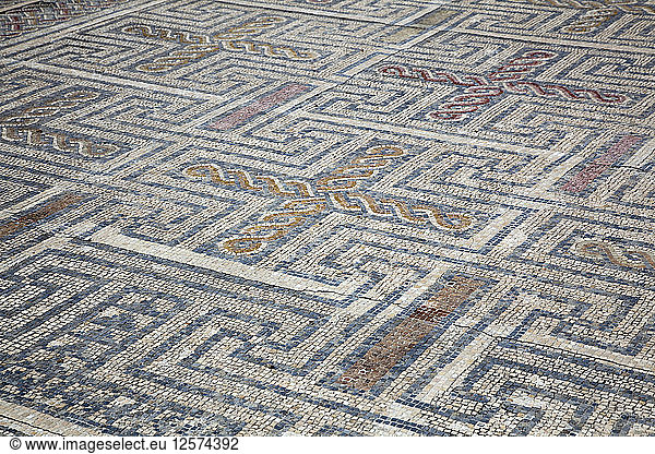 Ein Mosaikboden im Haus des Hakenkreuzes  Conimbriga  Portugal  2009. Künstler: Samuel Magal