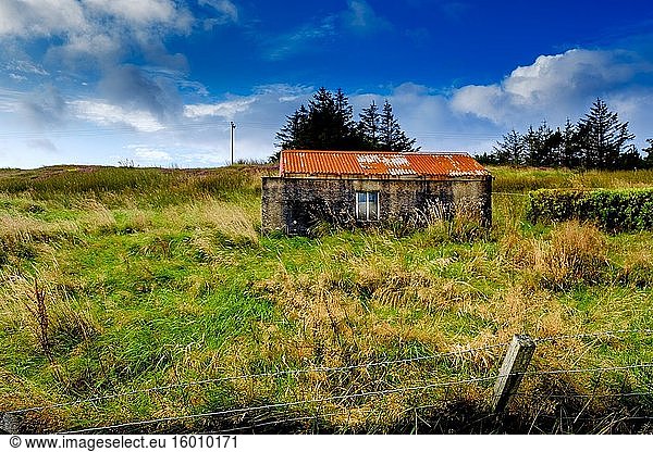 Ein ruiniertes Bothy in Lower Bayble  Point  in der Nähe von Stornoway auf der Insel Lewis  Äußere Hebriden  Schottland.