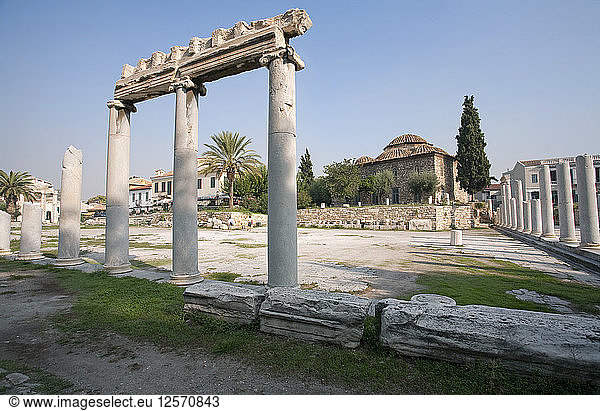Ein Säulengang in der römischen Agora von Athen  Griechenland. Künstler: Samuel Magal