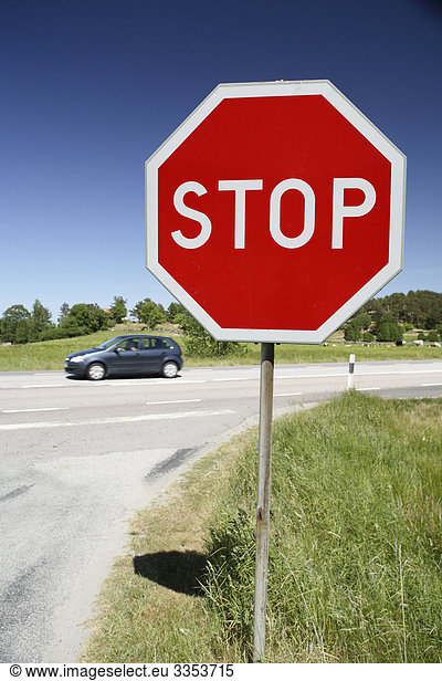 Ein Stop-Schild  Schweden.