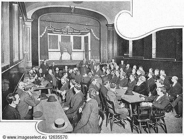 Eine Diskussion im Eleusis Club  London  um 1903 (1903). Künstler: Unbekannt.