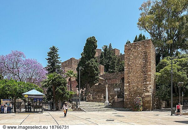 Eingang zur Festung und zum Palast Alcazaba in Málaga