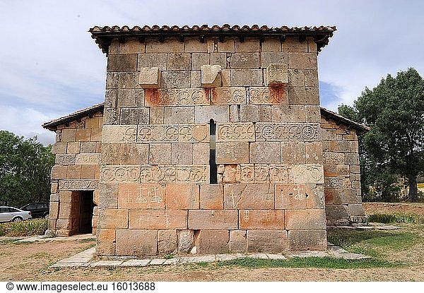 Einsiedelei Santa Maria,  visigotische Kirche 7-8. Jahrhundert. Quintanilla de las Vi?as,  Provinz Burgos,  Kastilien und Leon,  Spanien.