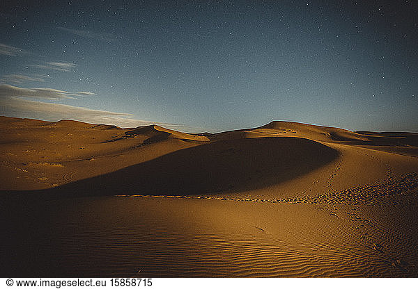 Einzelheiten der Wüste Sahara bei Nacht