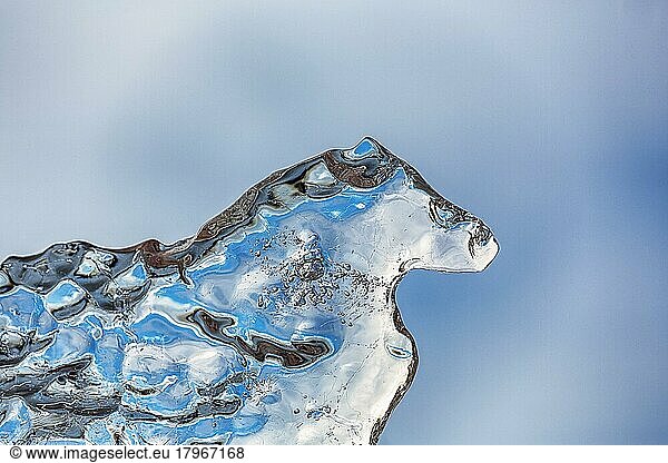 Eisblock  Skulptur  Gletschereis  Gletscher Lagune Jökulsárlón  Jökulsarlon  Südrand des Vatnajökull  Hornafjörður  Hornafjördur  Südostisland  Island  Europa