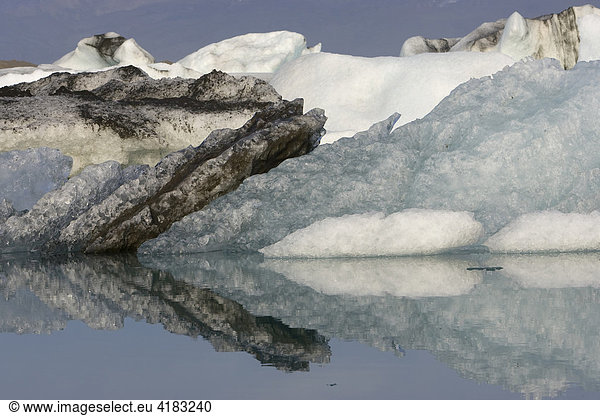 Eisformation am Jökulsárlón  Gletschersee  Island
