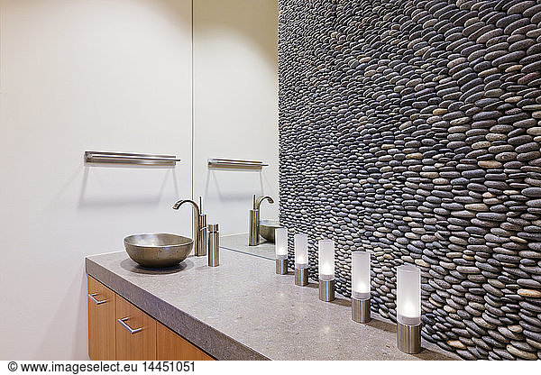 Elegant Modern Bathroom