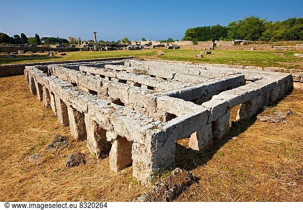 Engagement  200  Italien  Paestum  römisch