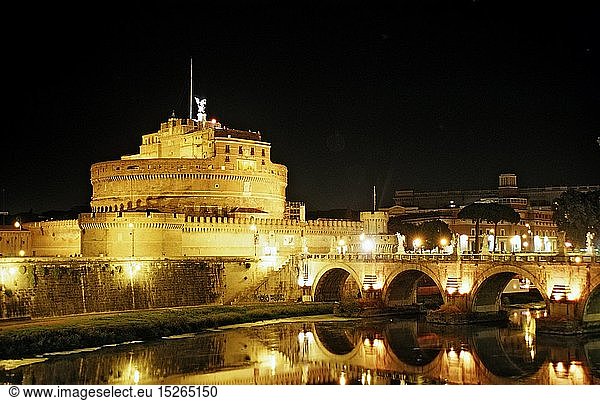 Engelsburg bei Nacht  Italien  Rom  Vatikanstadt