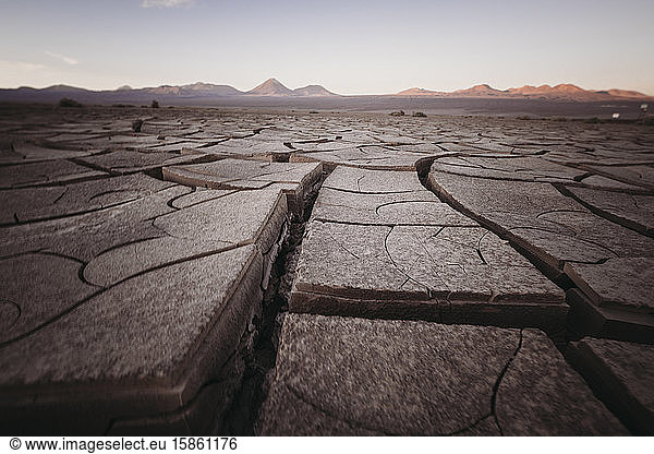 Erosionsrisse in der Atacama-Wüste