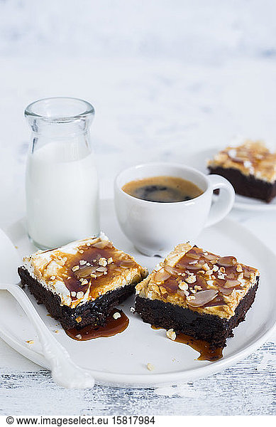 Espresso coffee brownies with caramel sauce