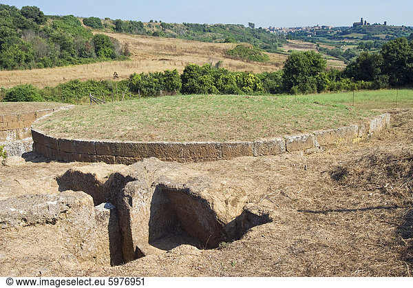 Etruskische Nekropole von Ara del Tufo  Tumulus Grab  Tuscania  Viterbo  Latium  Latium  Italien  Europa