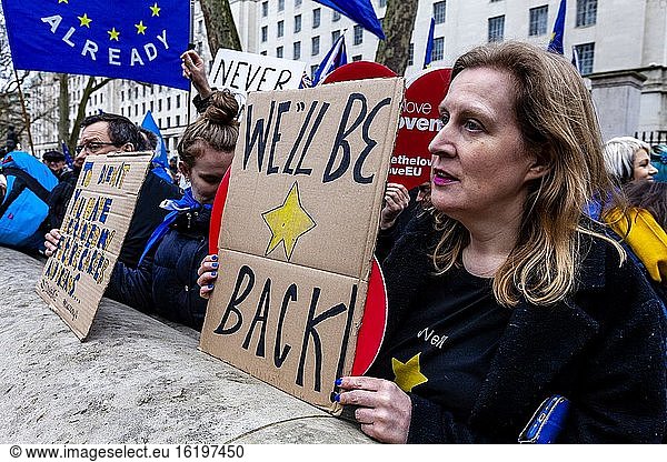 EU-Befürworter protestieren in der Nähe des Parliament Square an dem Tag  an dem Großbritannien offiziell aus der EU austreten soll  in Whitehall  London  Großbritannien.