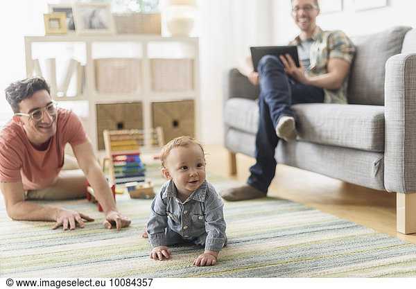 Europäer Entspannung Menschlicher Vater Zimmer Wohnzimmer Baby