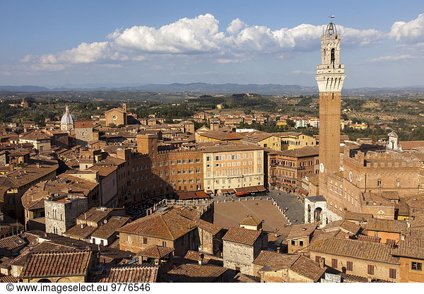 Europa Ansicht Platz UNESCO-Welterbe Palast Schloß Schlösser Italien Siena Toskana